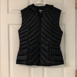 Down puffer vest with hood